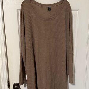 Elegant Tan Crew Neck Sweater